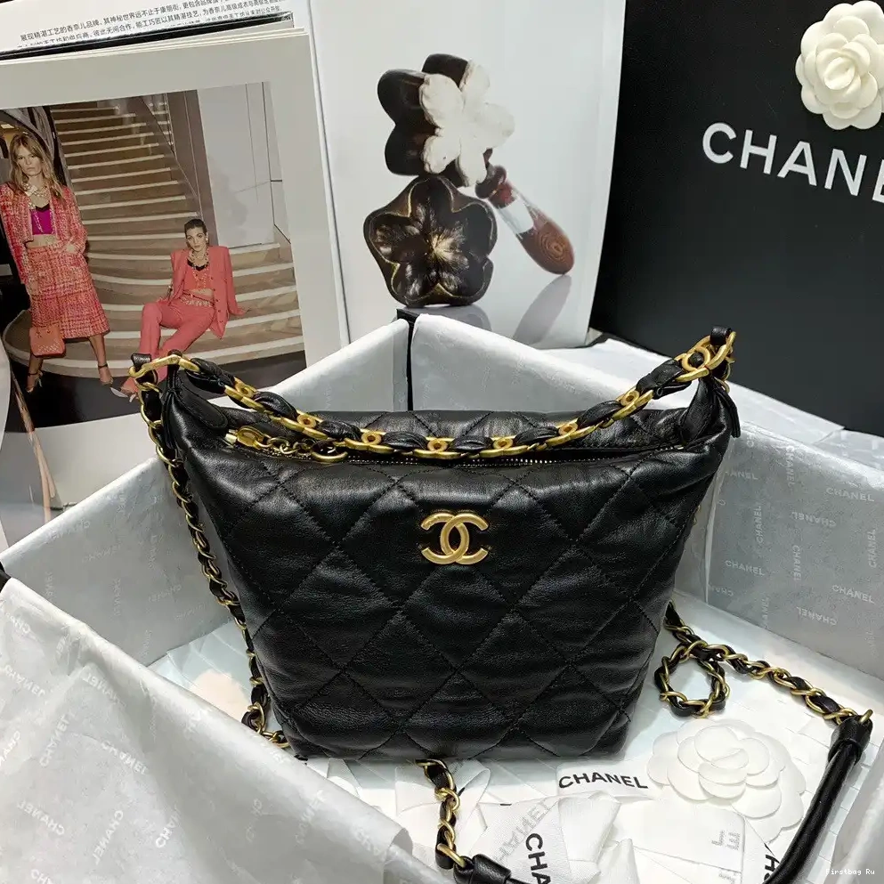 First Bag Ru BAG HOBO CHANEL 0603